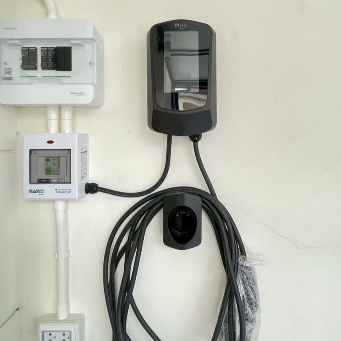 ติดตั้ง Q Model + Schneider Breaker Panel